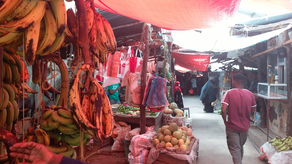 shimoni market sellers