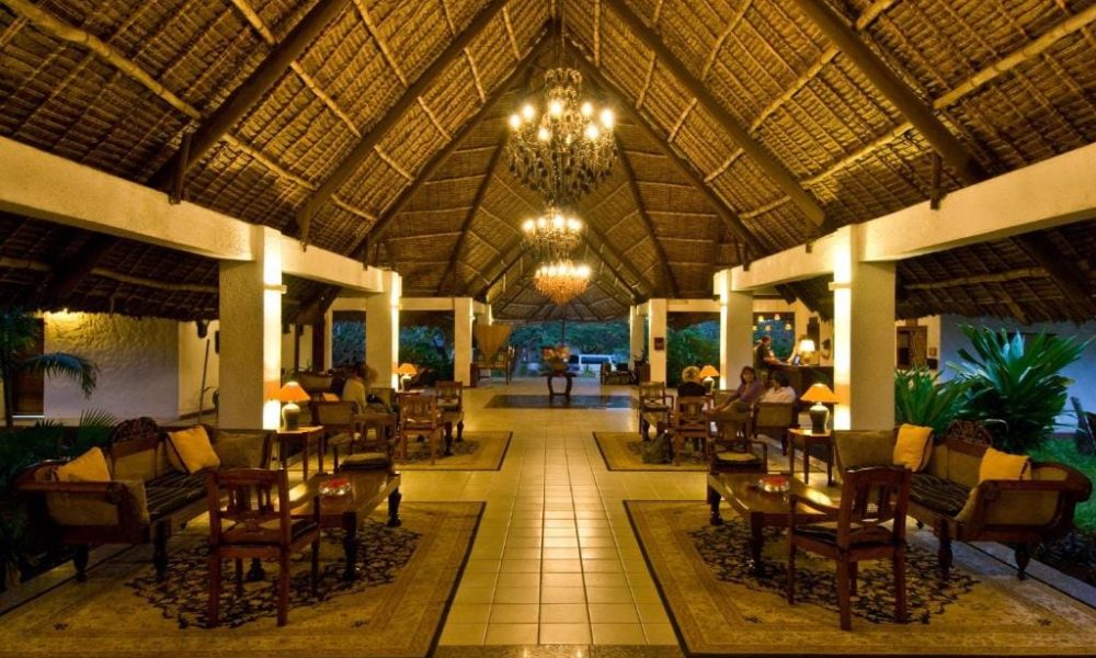 Karafuu Hotel Beach Resort Restaurant