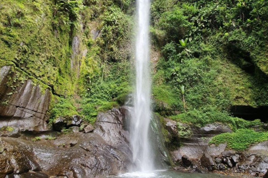 Mount Meru Waterfall1
