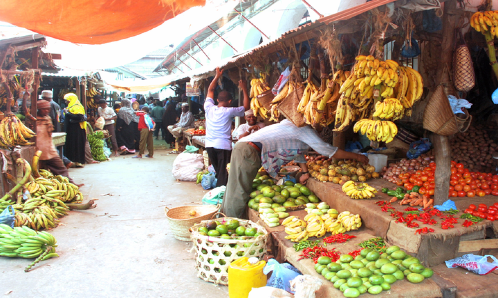 stone town farmers market (1)